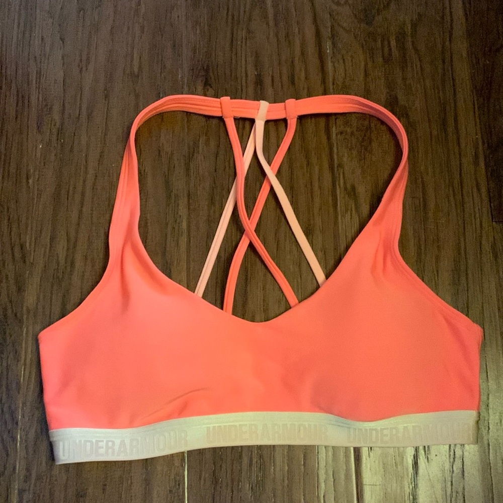 Under Armour Strappy Sports Bra- Coral - Small